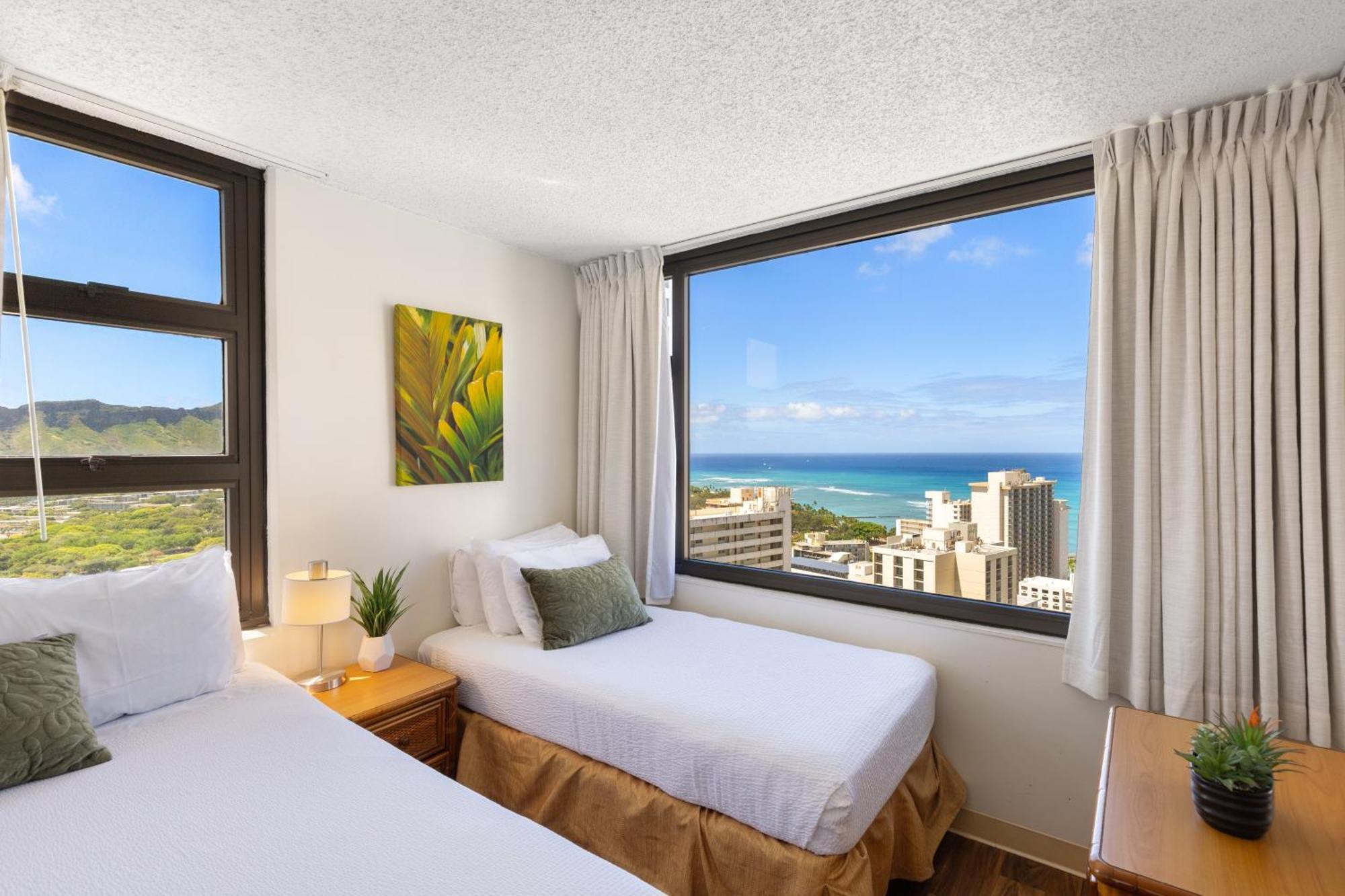 Beautifully Renovated 32Nd Floor Deluxe Ocean View Waikiki Condo Condo Honolulu Exterior photo
